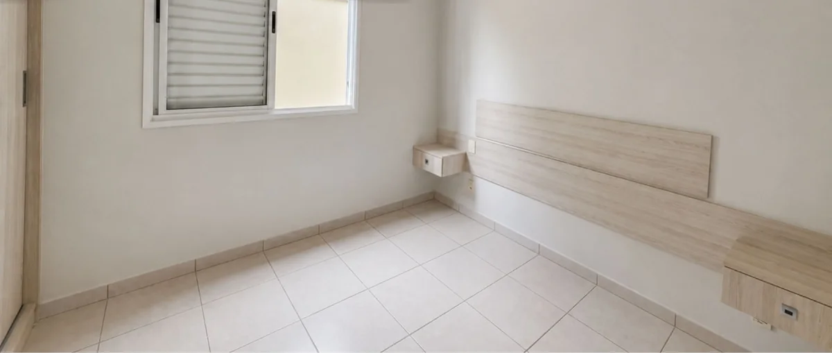 Quarto com cabeceira